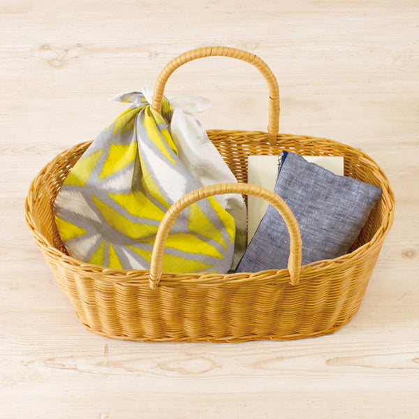 Furoshiki modern girl green leaves