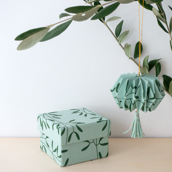 ORIGAMI Weihnachtsschmuck grün