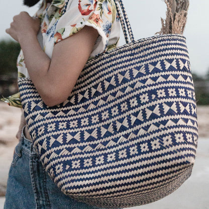 Blaue Einkaufstasche, Strandtasche KIDUL aus Rattan