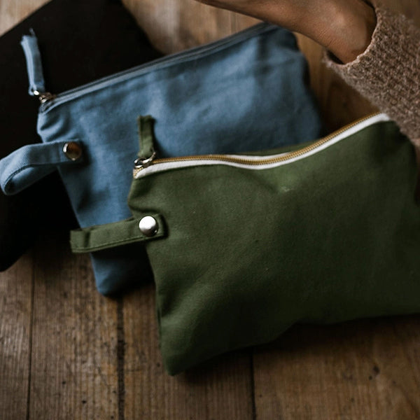 Zippertasche aus Bio-Baumwolle, olivgrün